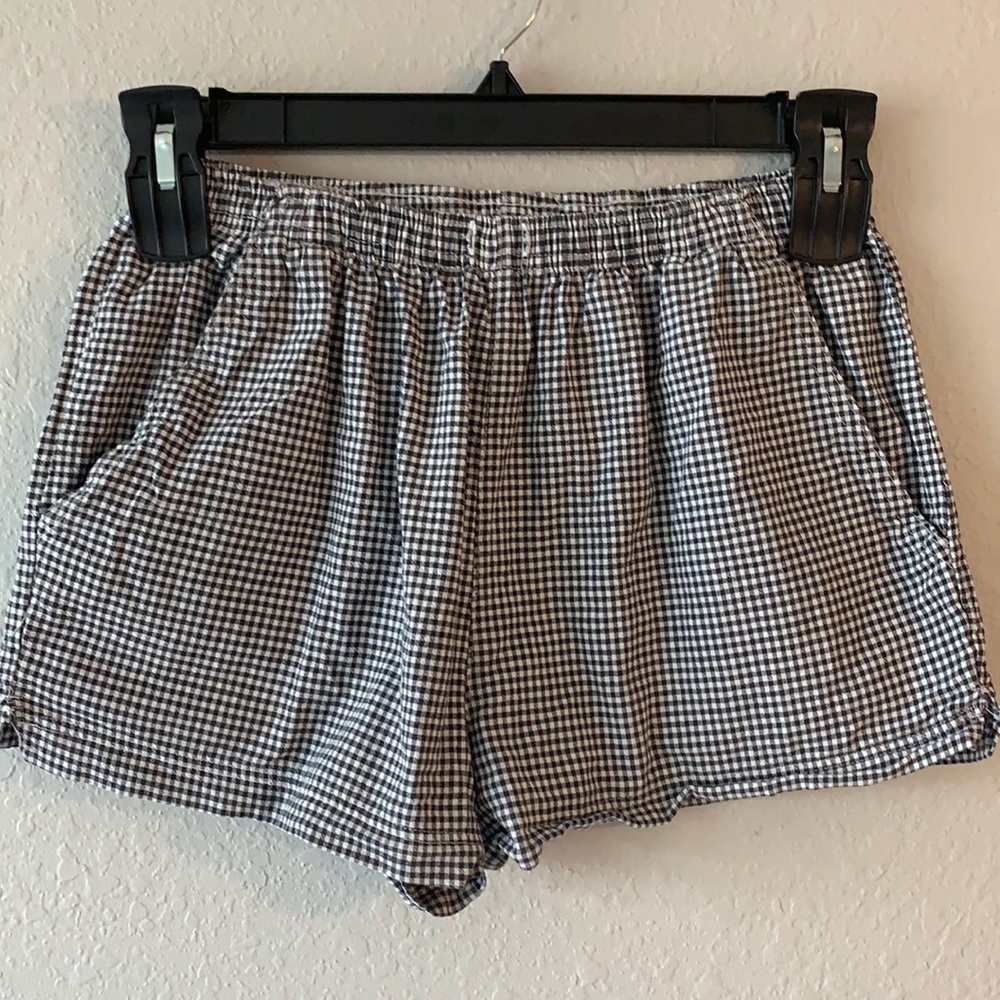 Black and white checkered shorts - vintage look!